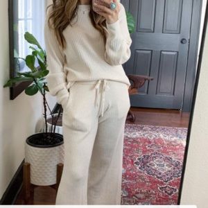 Worn Once Ribbed Sweater Stars Above Lounge Set